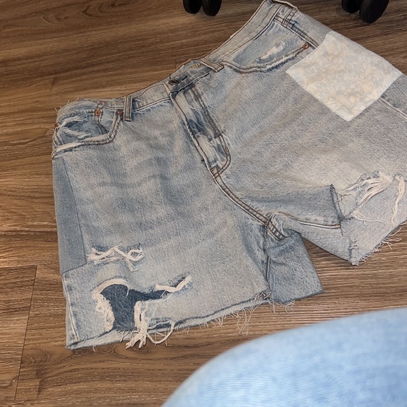 90s pride highest rise boyfriend jean shorts - Picture 7 of 8